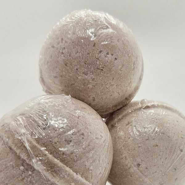 Vanilla Caramel Bath Bomb by Papa Stan's of Iowa